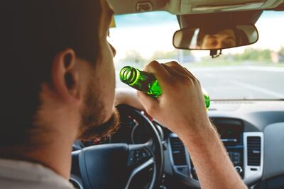 Día internacional de la cerveza: ¿cómo afecta el alcohol al conducir un auto?