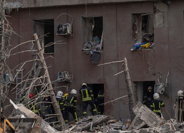 Rusia anuncia reducción "de manera radical" de actividad militar en Kiev