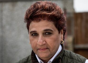 Una mujer le prendió fuego a su marido en Inglaterra; ¿por qué está en libertad?