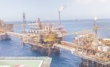 S&P castiga los planes de AMLO para Pemex