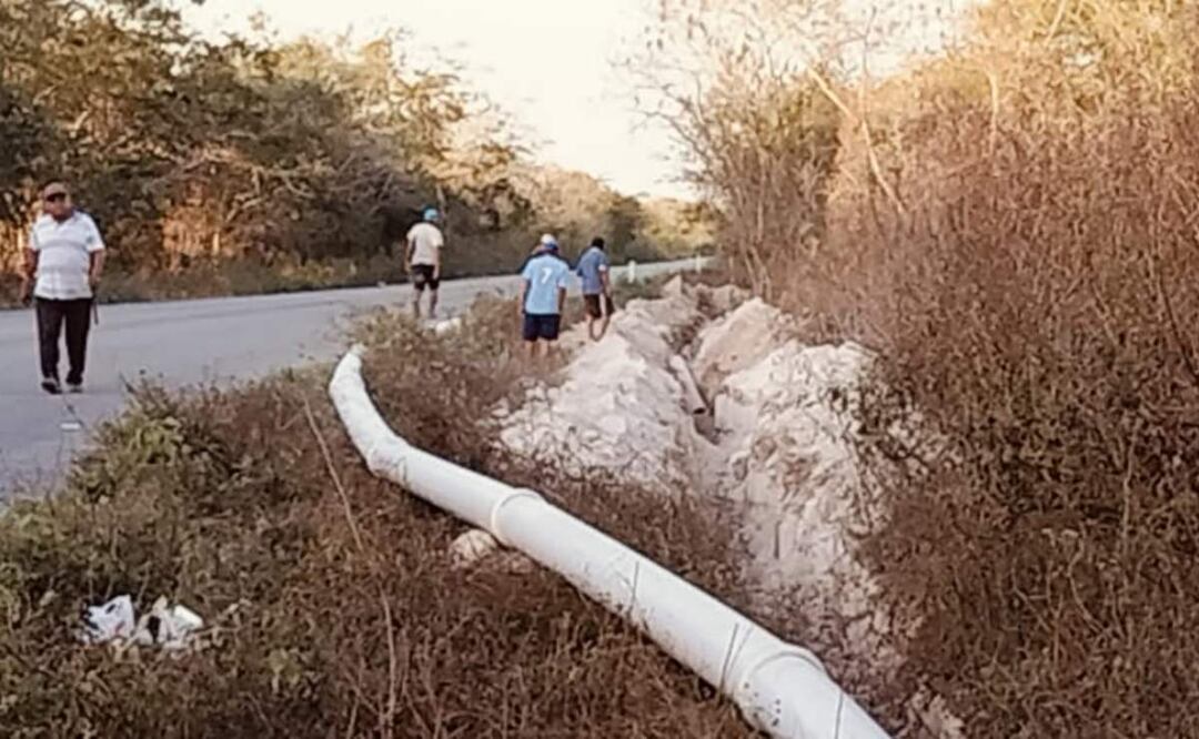 Suspenden de manera definitiva la obra hidráulica en las charcas salineras de Xtampú, en Dzemul, Yucatán (12/04/2025). Foto: Especial