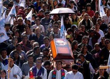 FOTOS: Decenas de personas asisten al funeral del sacerdote asesinado Marcelo Pérez Pérez