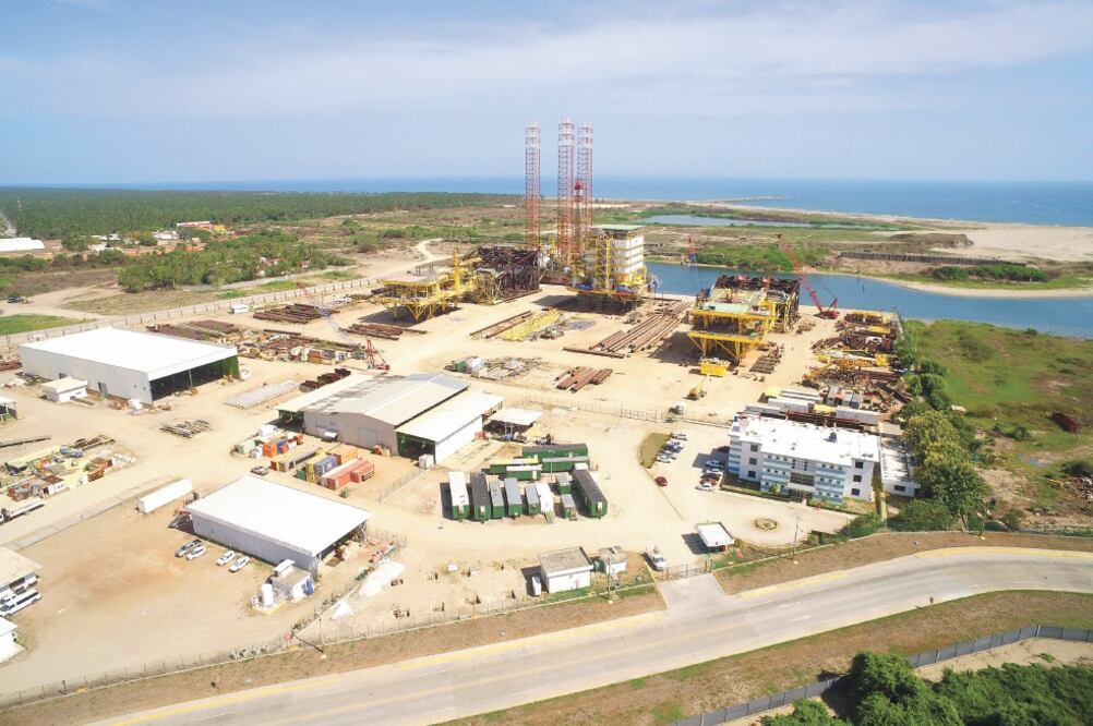 Se proyecta que la refinería de Dos Bocas, Tabasco, se construya en tres años y se estima que el complejo tenga una vida útil de 20 años. Foto: ARCHIVO EL UNIVERSAL