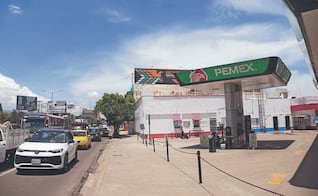 Piden a SNTE en Oaxaca permitir el abasto de gasolina