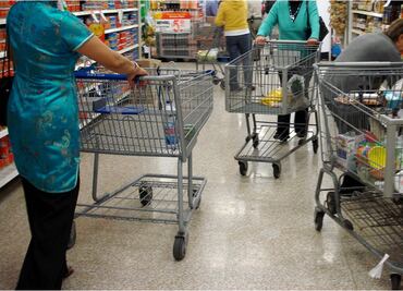 Inegi: Retroceden ventas al menudeo en marzo; ¿cuáles reportaron un descenso?