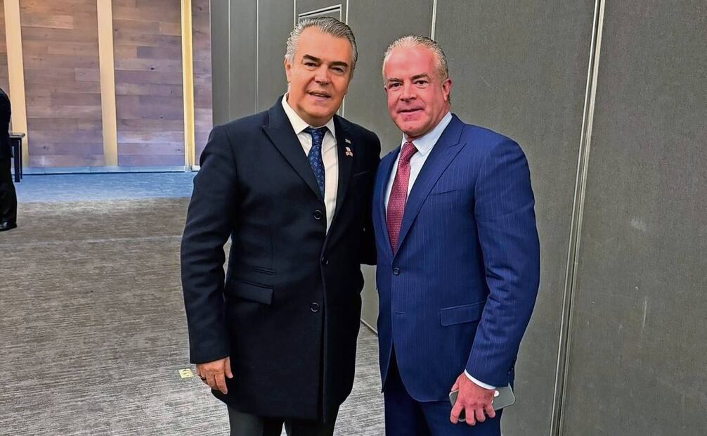 Francisco Cervantes Díaz, presidente de Consejo Coordinador Empresarial, junto al empresario neoleonés Raúl Rocha Cantú. Foto: Especial