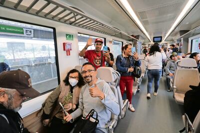 El Insurgente arranca a medias