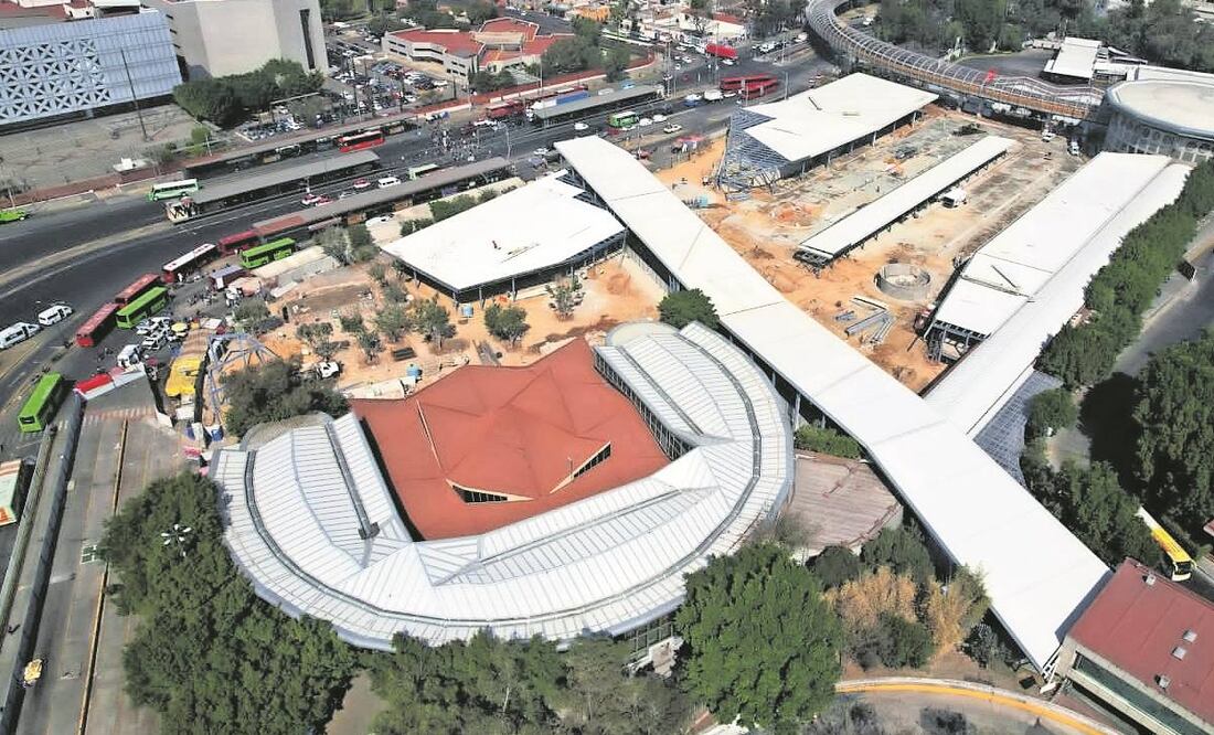 Con la rehabilitación del Cetram operarán 22 rutas del transporte: 12 del Edomex, tres de la Ciudad de México y siete de transporte foráneo, además de la construcción de 70 locales para 120 comerciantes.