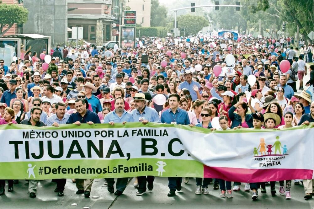 En Tijuana el rechazo a los matrimonios entre personas del mismo sexo y a las familias diversas, de acuerdo con los inconformes, es porque “no son de Dios” o “son antinaturales” (JORGE ALBERTO MENDOZA. EL UNIVERSAL)