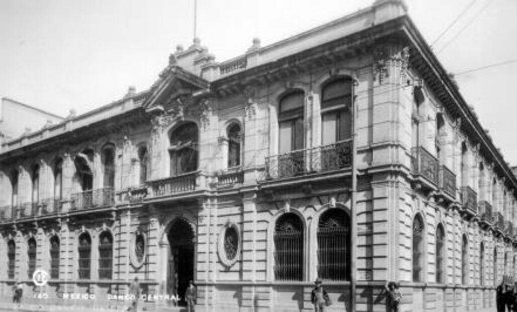 El día que se emitió el primer cheque para el Banco de México