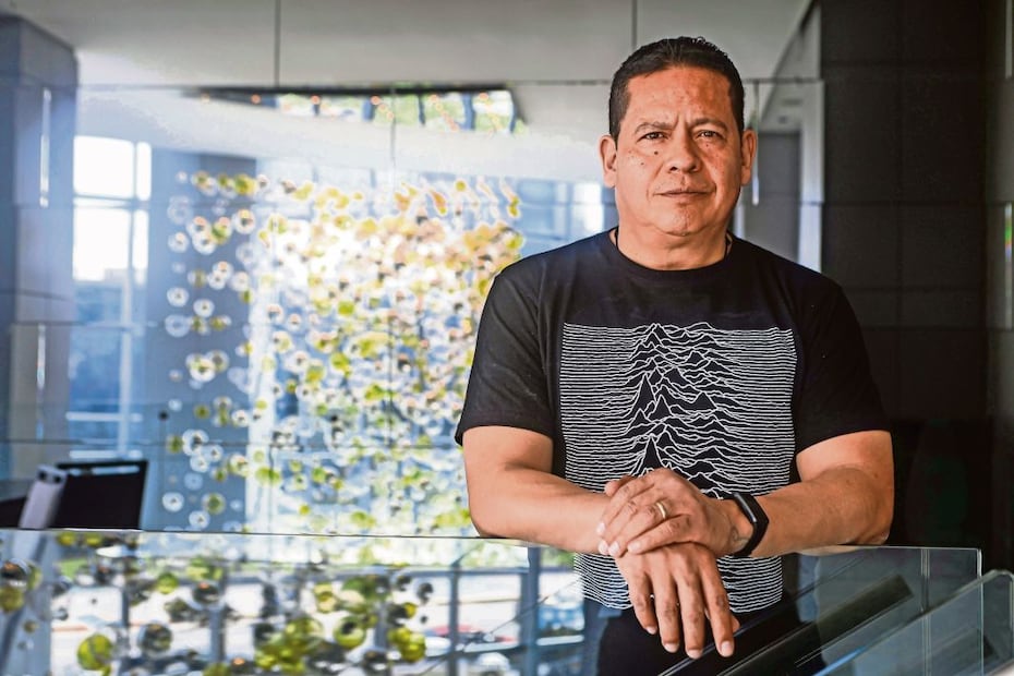 Julián Herbert, poeta, narrador y ensayista mexicano premiado con el Premio Nacional de Poesía “Ramón López Velarde” 2022. Autor de 
Suerte de principiante (Gris Tormenta). Crédito: Archivo de El Universal.