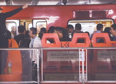 Tras reporte de pinchazos en el Metro de la CDMX, usuarios respaldan incremento de la seguridad