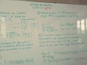 Maestra da clases de física con ejemplos de F1 y se vuelve viral 