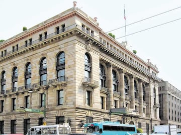 Miembros de la Junta de Gobierno de Banxico están dispuestos a discutir un recorte a la tasa de interés