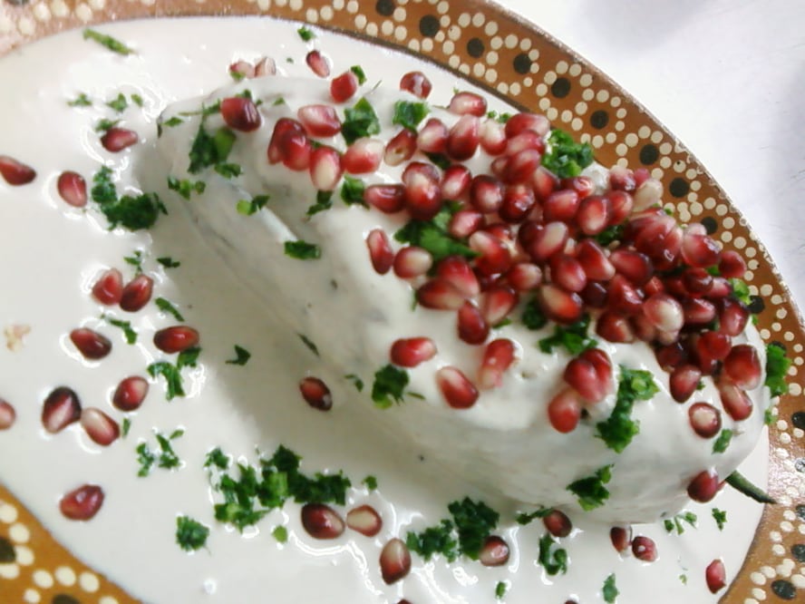 Chiles en Nogada - Photo: Sofía Danis/EL UNIVERSAL in English