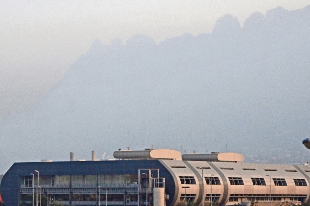 La Organización Mundial de la Salud recomienda un mínimo de nueve metros cuadrados de áreas verdes por habitante; sin embargo, el área conurbada de Monterrey sólo dispone de 3.58, según la Secretaría de Desarrollo Sustentable. (EMILIO VAZQUEZ. EL UNIVERS)