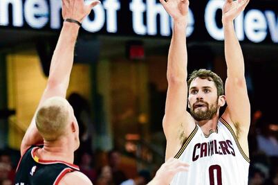 Love impone récord en triunfo de Cavaliers