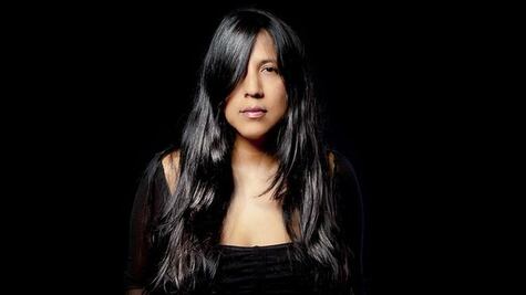 "Hay que descentrar lo hegemónico: los cánones de belleza y la heterosexualidad"