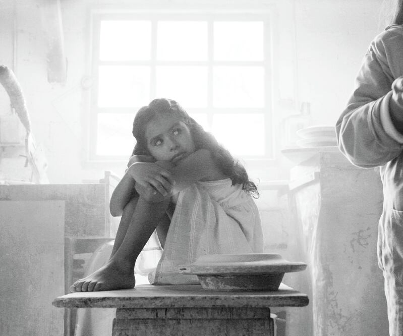 Una mujer acepta emplearse con una mujer de clase acomodada. CORTESÍA LA CASA DE CINE