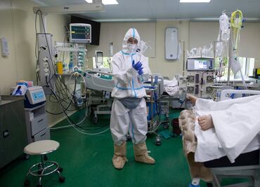 Fármaco experimental de AstraZeneca reduce el riesgo de enfermedad grave o muerte por Covid