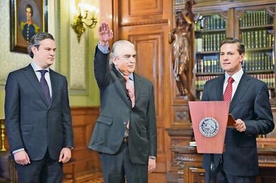 Secretaría de Cultura, institución a medio vuelo