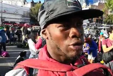 Migrantes esperan encontrarse con su familia en EU