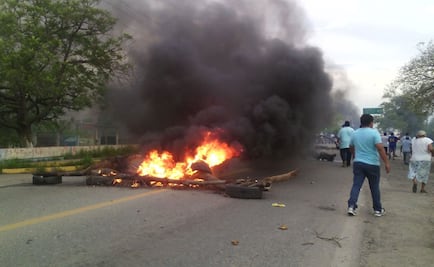 Maestros reinstalan bloqueo en el Istmo de Tehuantepec