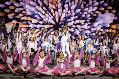 Teletón apoya con ballet a pacientes