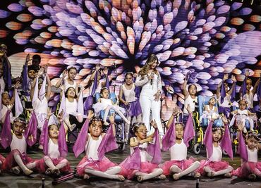 Teletón apoya con ballet a pacientes