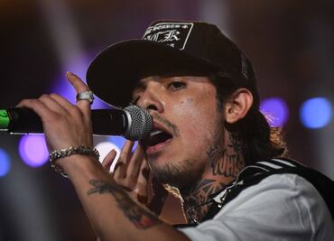 Gobierno municipal de Chihuahua multa a Natanael Cano; señalan apología del delito y violencia de género