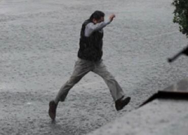 Prevén más lluvias fuertes en Guerrero por "Marty"