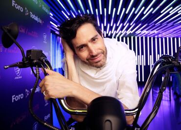 Benny Ibarra pide a la gente que crea en el teatro mexicano