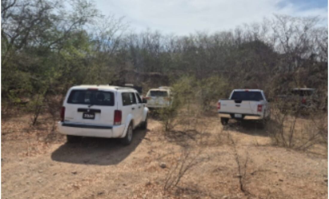 Hallan nueve vehículos abandonados en Culiacán; siete estaban blindados y listos para combate. Foto: Especial