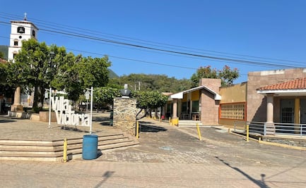 Pobladores de Villa Victoria desengañan a gobernador Ramírez Bedolla sobre “seguridad” en Chinicuila, Michoacán