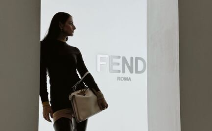 Aislinn Derbez deslumbra en la Milan Fashion Week con minivestido