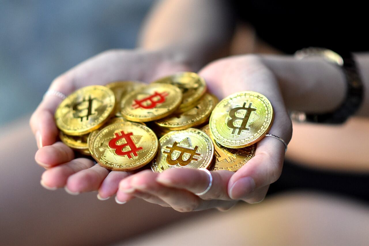 Ven mayor fortaleza en el bitcoin; estos son los factores que han disparado  el precio de la criptomoneda