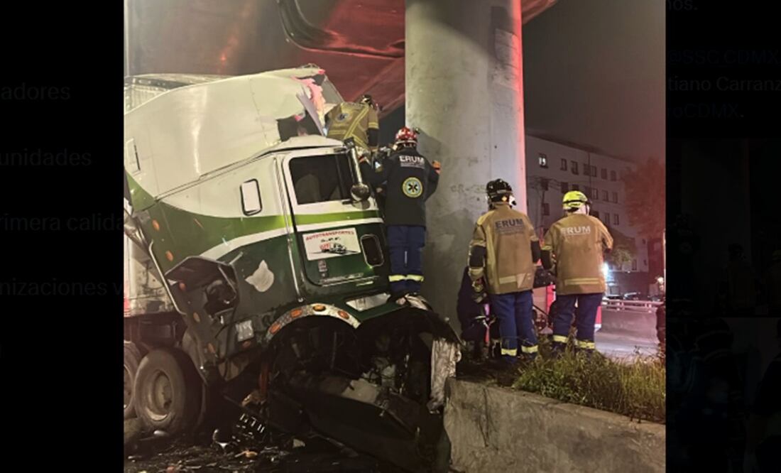 Un tráiler chocó contra un pilar del Metro elevado de la Línea B sobre Avenida Oceanía. Foto: @AdrianRubalcava