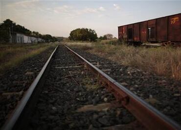 U.S., Mexico open first new rail link in over a century