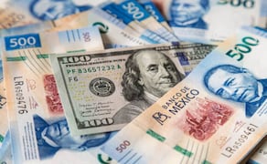 El superpeso acumula una ganancia de 0.9% en las últimas cuatro jornadas y una apreciación de 5.7% en lo que va de 2026, colocándose como la sexta divisa con mejor desempeño. Foto: iStock