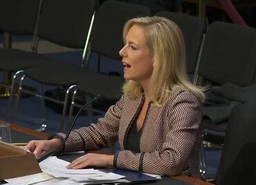 Hubo "insultos", pero Trump no dijo "agujeros de mierda": jefa de Seguridad de EU