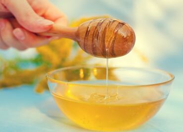 Miel: un alivio natural para la tos