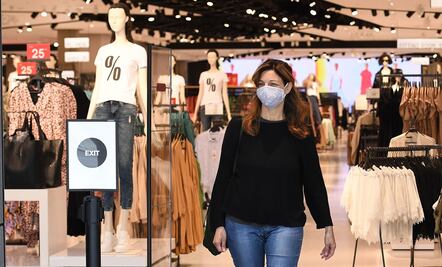 Coronavirus: Reino Unido hace obligatorio el uso de mascarillas en tiendas