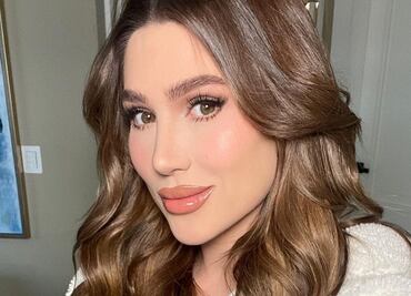 El lujoso "outfit match" de la esposa y la hija del Canelo Álvarez