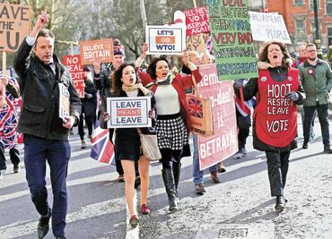 Británicos dicen no a un Brexit sin acuerdo con la UE