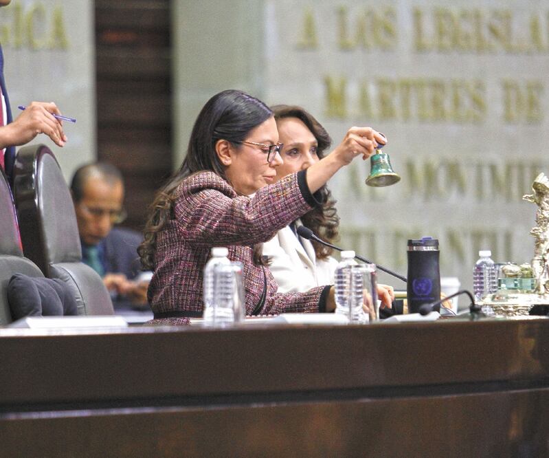 La presidenta de la Cámara de Diputados, Laura Rojas, decretó un receso en el pleno hasta el próximo martes a las 11 de la mañana. Foto: Archivo. EL UNIVERSAL