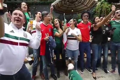 Embajador de Corea canta Cielito Lindo