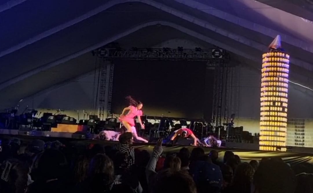 Con concierto de la Filarmónica y danza, rinden homenaje a víctimas del 19S en Tlatelolco.
Foto: Captura de pantalla/ Frida Sánchez