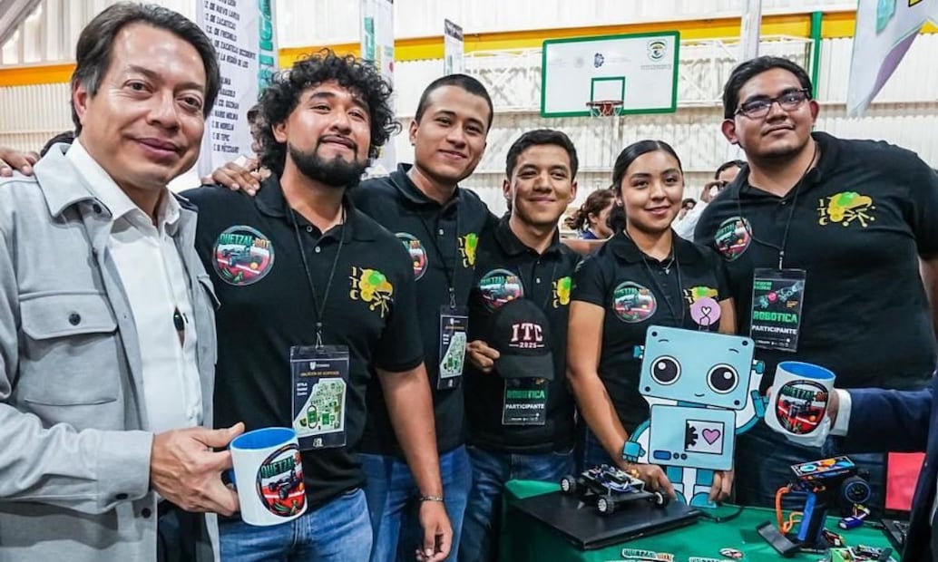 Delgado informó que en el marco del Plan Michoacán por la Paz y la Justicia se impulsó la inversión en becas para estudiantes de dicho estado. Foto: Especial.