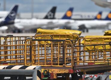 Por incendio, cierran aeropuerto de Florencia en Italia