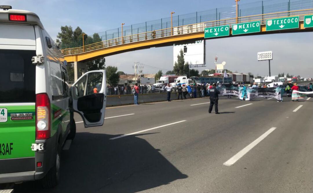 En la autopista México-Querétaro el bloque es en las inmediaciones de la caseta de Tepotzotlán, en ambos sentidos. FOTO: @PF_Carreteras